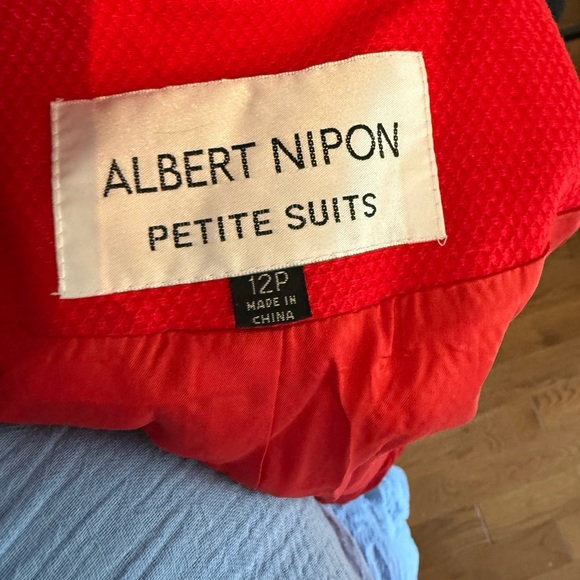 Vintage Albert Nipon Red Blazer with Black Accents and Cool buttons - Picture 2 of 7